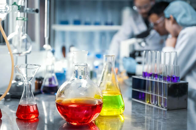 https://hilockx.com/wp-content/uploads/2025/11/Chemical-Engineering-1.jpg